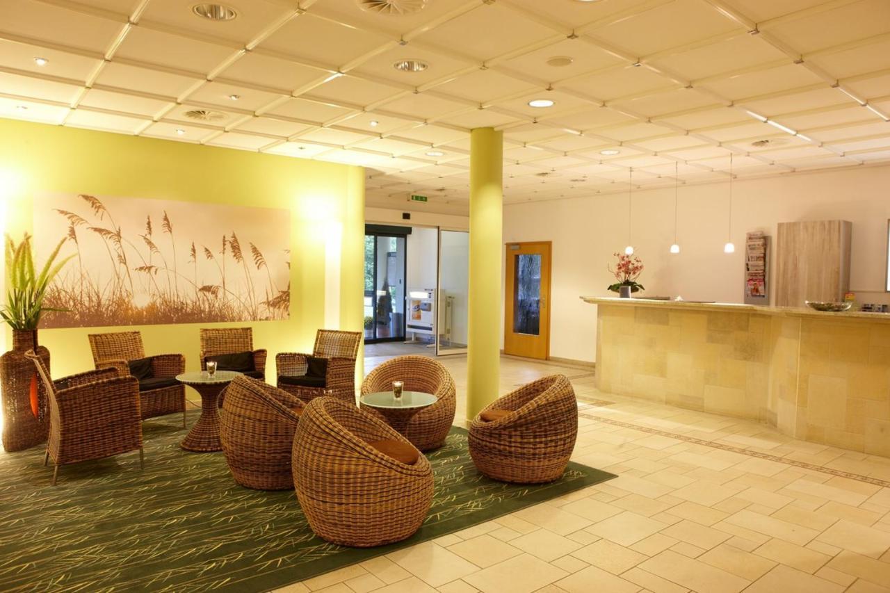 Sonnenhotel Feldberg Am See Mit Schwimmbad, Sauna Und Dampfbad Feldberger Seenlandschaft Exterior foto