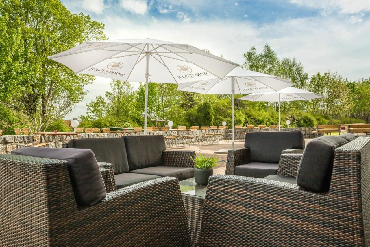 Sonnenhotel Feldberg Am See Mit Schwimmbad, Sauna Und Dampfbad Feldberger Seenlandschaft Exterior foto